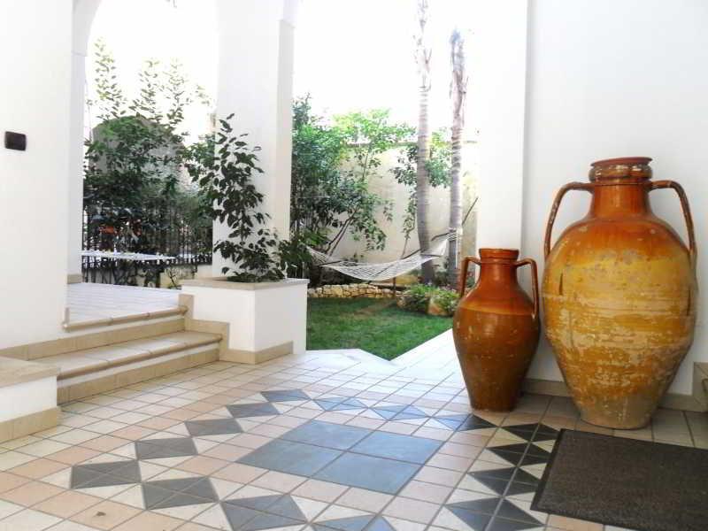 Federico II Bed and Breakfast Brindisi Buitenkant foto