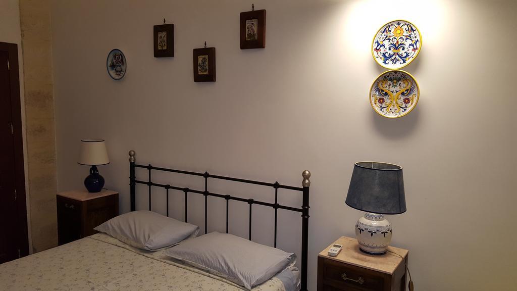 Federico II Bed and Breakfast Brindisi Buitenkant foto