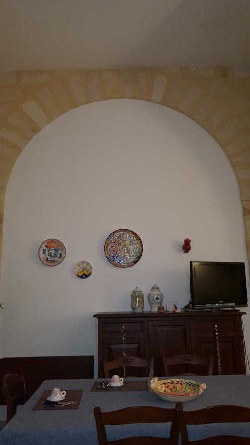 Federico II Bed and Breakfast Brindisi Buitenkant foto